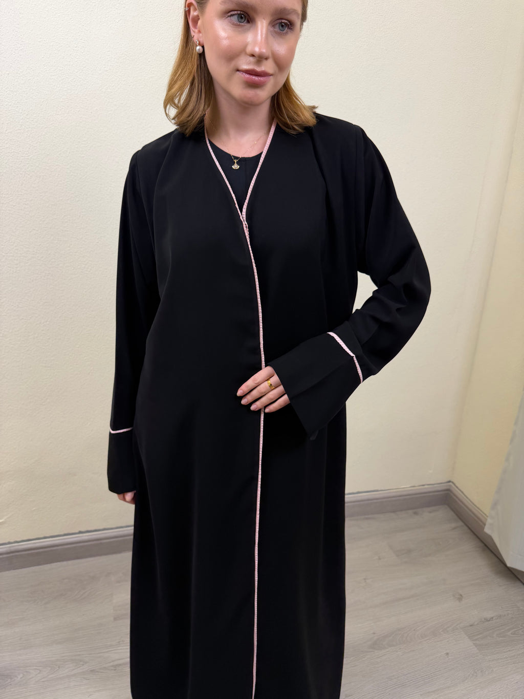 Rosy Touch Abaya