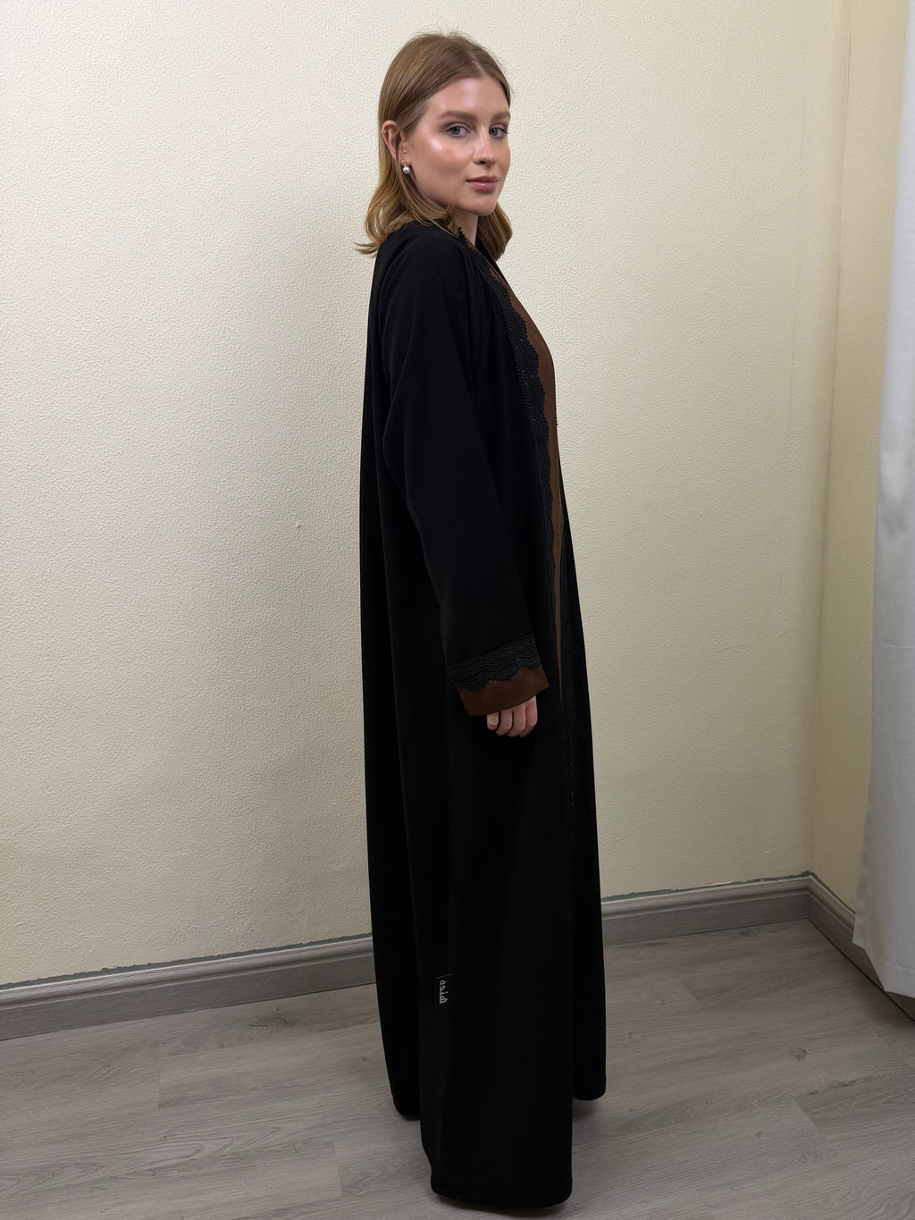 Mocha Lace Abaya