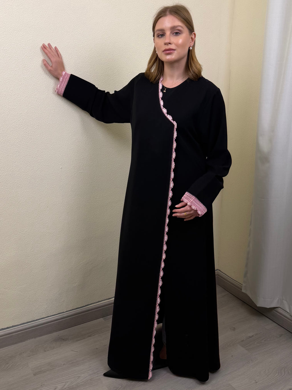 Barbie Blush Abaya