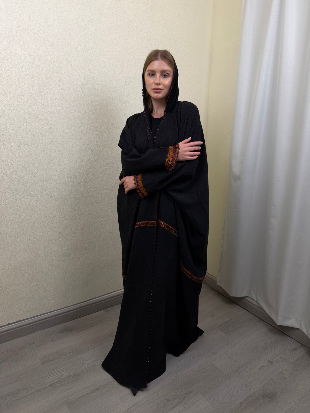 Makhmal Bloom Abaya 🤎🍷