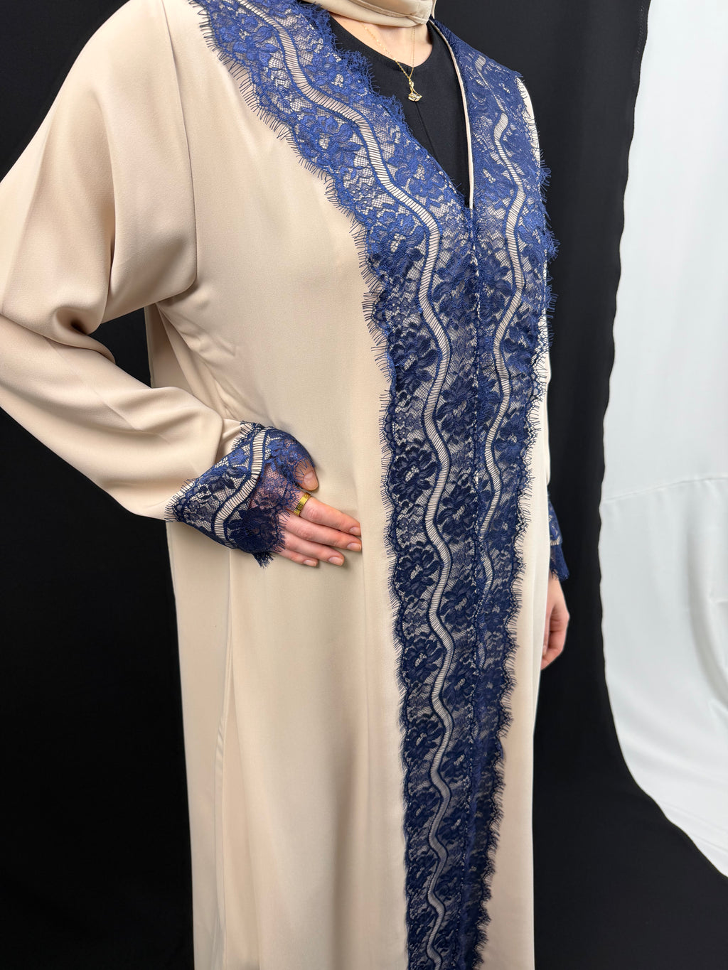 Sand & Navy Abaya