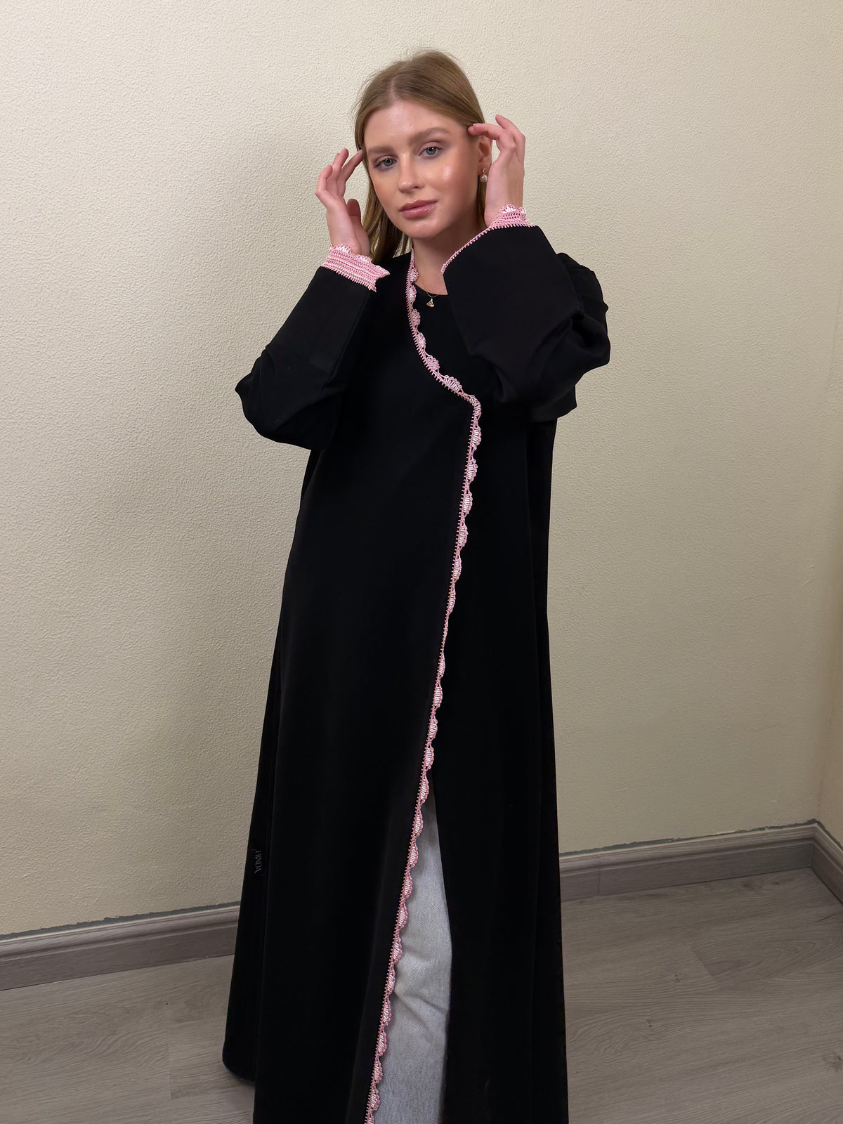 Barbie Blush Abaya
